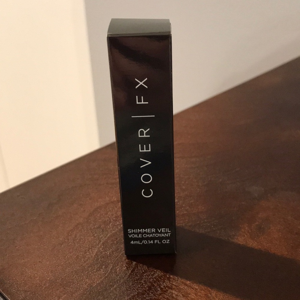 Cover FX shimmer veil